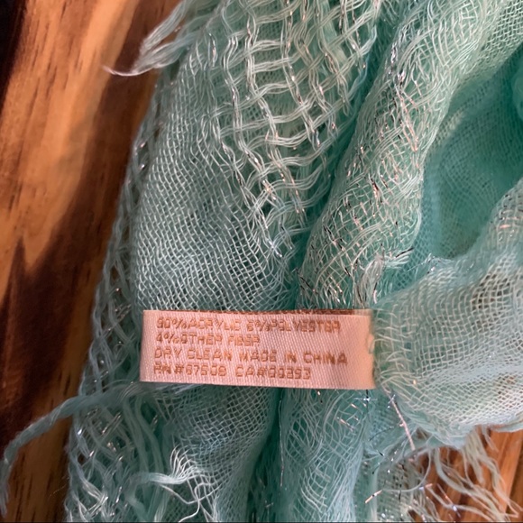 Collection Eighteen Light Green Shawl - Picture 4 of 4